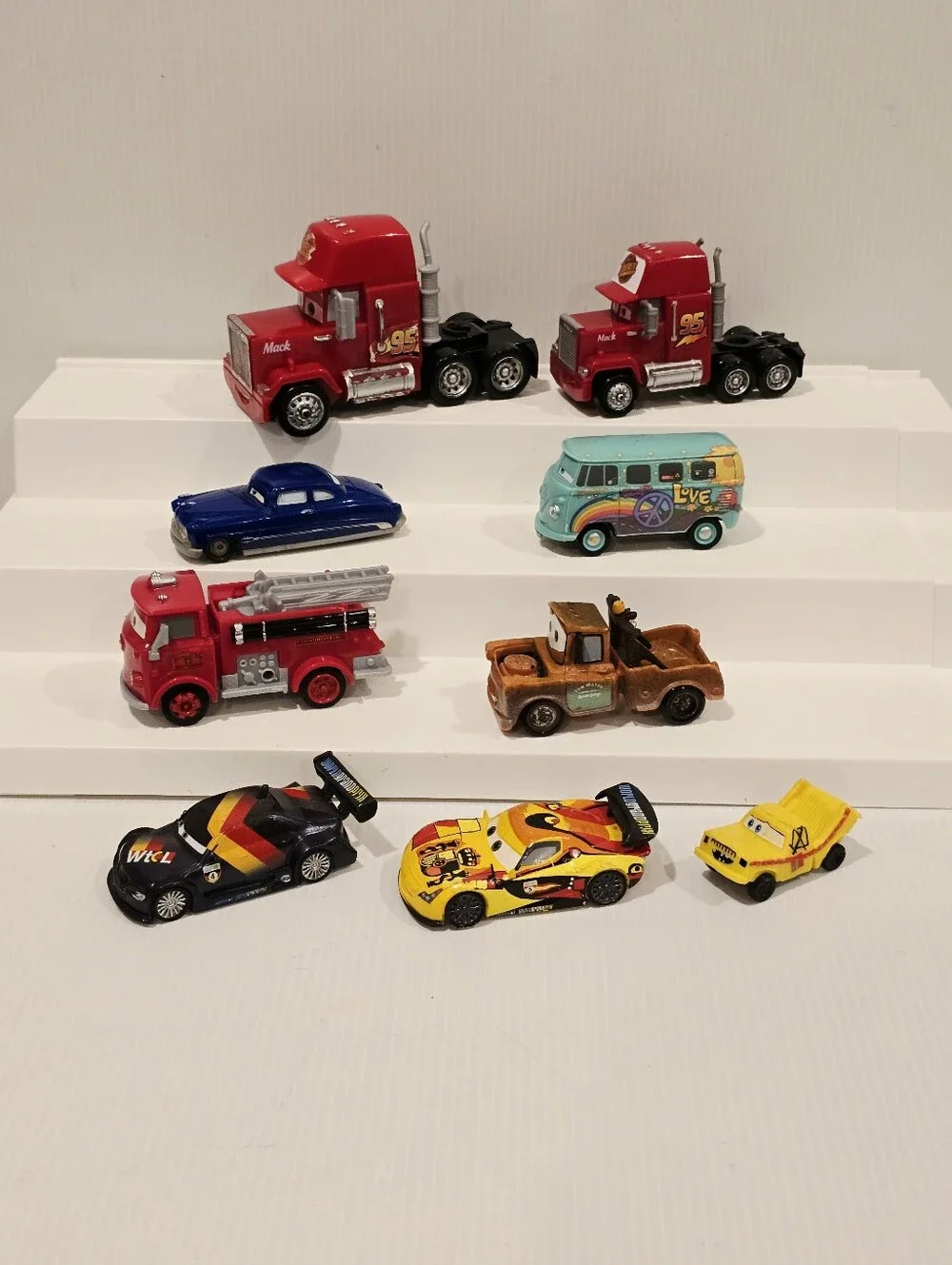 Disney Pixar Cars Plastic Car Set